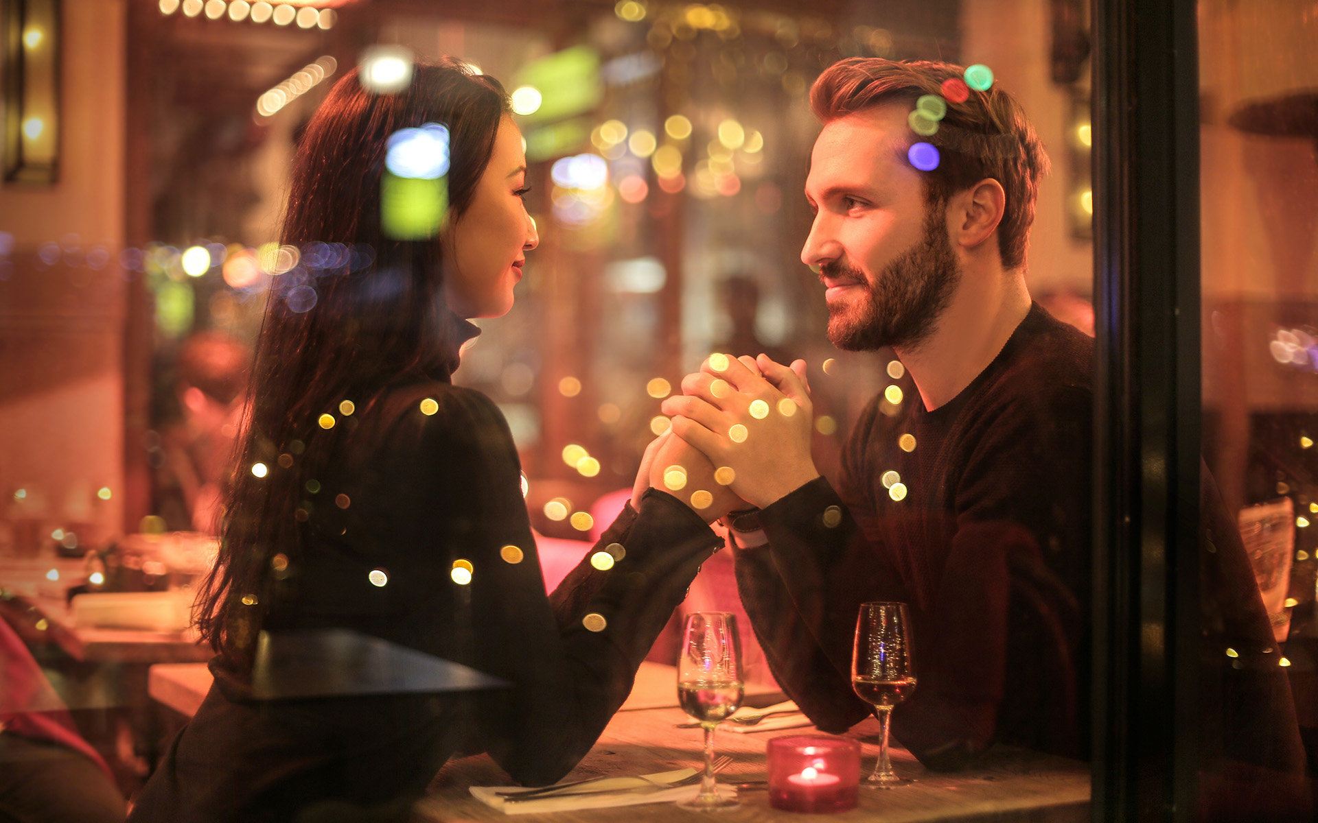 DJ Musik Abo Hintergrundmusik Locationmusik Musik zum Essen Event DJ Bochum Essen Köln Düsseldorf Dortmund Duisburg DJ Münster